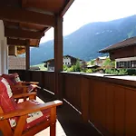 Zillertal 公寓 *